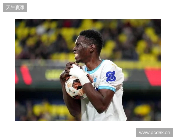 水晶宫vs利兹联:布伦南-约翰逊、伊斯梅拉-萨尔首发,卡尔弗特-勒温、卢卡斯-恩梅加出战